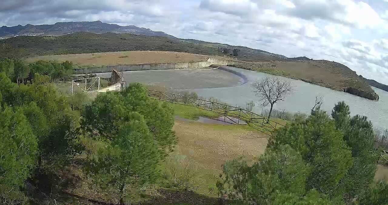 Presa de Los Molinos (CHG)