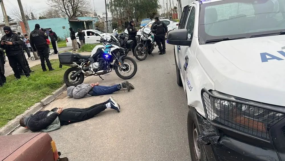 Padrón y Ojeda tras ser detenidos este viernes
