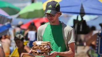 Cubanitos rellenos con dulce de