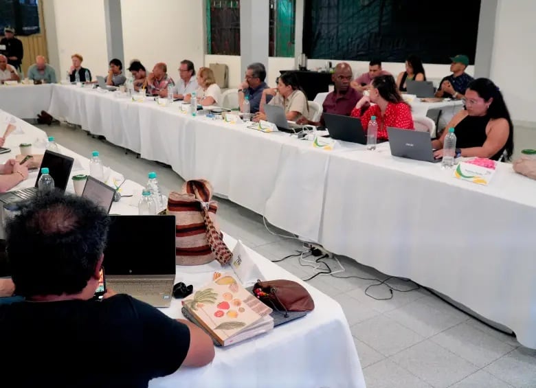 Las conversaciones con grupos armados entran en fase de incertidumbre tras los hechos violentos que impactan la confianza en los acuerdos - crédito Consejería Comisionado de Paz