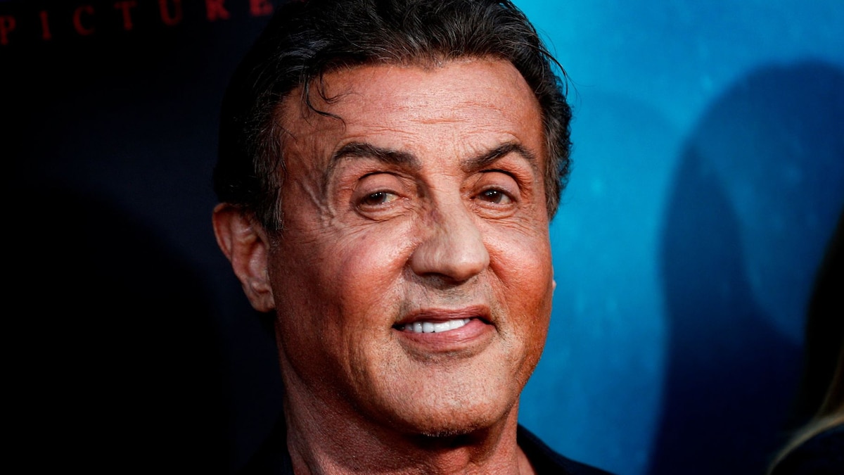 Imagen de la noticia: Sylvester Stallone admite que se arrepiente de haber hecho sus propias escenas de acción: “No estoy orgulloso de haberme roto en pedazos”
