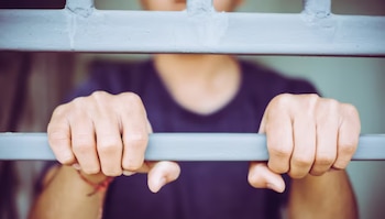 Las autoridades señalan que no es posible brindar información adicional, debido a la sensibilidad del caso y a la participación de menores de edad. (Cortesía: Freepik)
