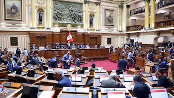 Cámara de Diputados aprueba dictamen para derogar Ley de Colegio de Artistas, norma del anterior Congreso