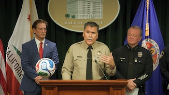 El sheriff Robert Luna descartó redadas migratorias del ICE en partidos del Mundial disputados en Los Ángeles