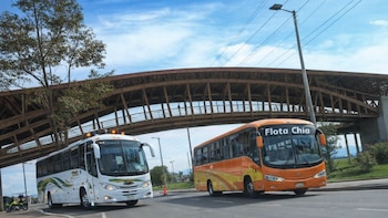 Acuerdo en el Portal 80: buses intermunicipales no serán trasladados al Salitre, así se evitó alza en pasajes para viajeros de la Sabana