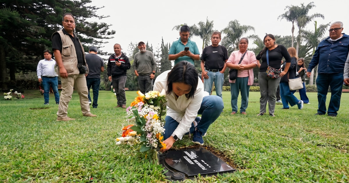 Keiko Fujimori goes to the tomb of Alberto Fujimori on Father's Day and with the projection of victory in the shooting