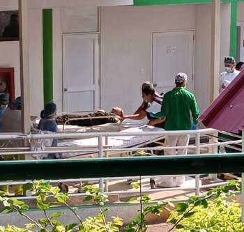 En medio del ataque de