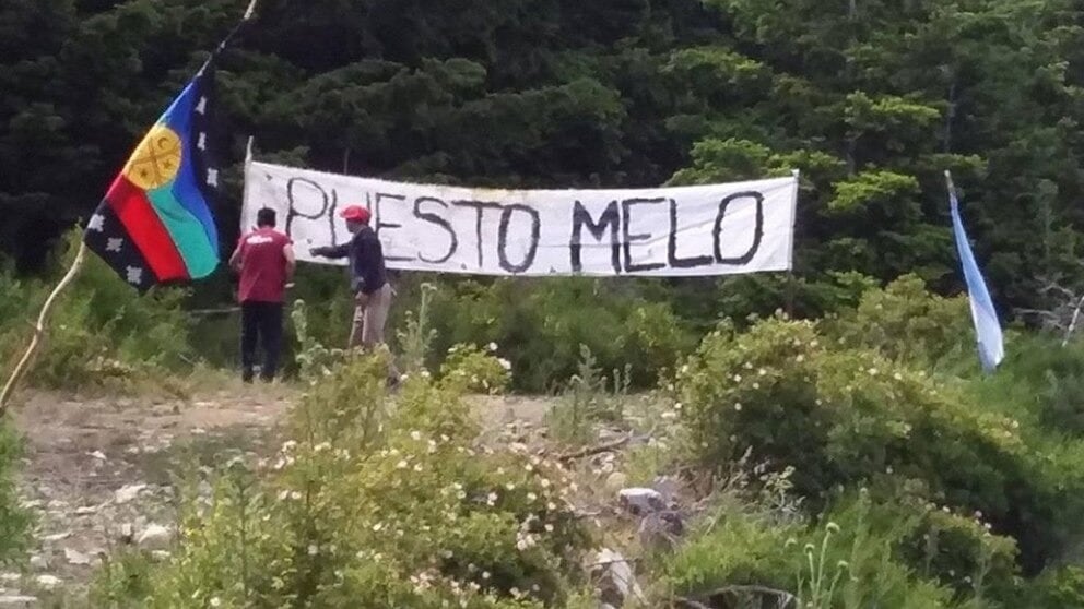 Vecinos de Villa la Angostura reclaman la ejecución de los desalojos y denuncian la falta de decisión política del gobierno provincial