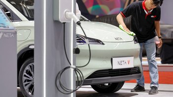 Los empleados pasan el rato