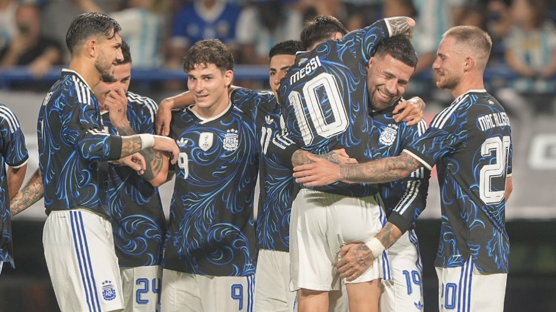 Las fotos que eligió Messi tras la goleada de Argentina ante Zambia (Instagram @leomessi)