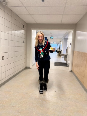 Luisana eligió un sweater con