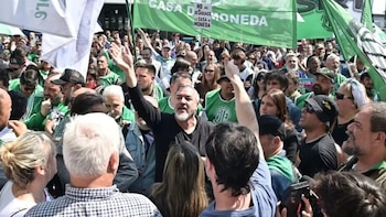 ATE convocó a un paro nacional para el jueves contra el DNU 70/23: qué servicios se verán afectados