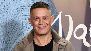 Alejandro Sanz, irónico, se pronuncia