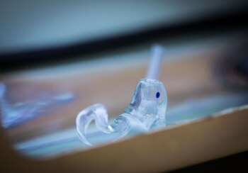 ARCHIVO - Los audífonos son