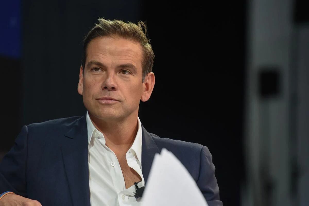Después de años de especulaciones, el hijo mayor de Rupert Murdoch, Lachlan Murdoch, ha sido el elegido para dirigir del vasto imperio mediático de su padre.Foto: Stephanie Keith/Getty Images