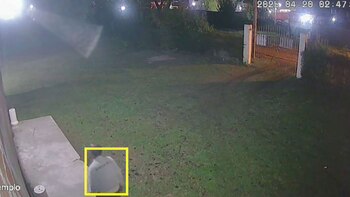 El sereno salió tras escuchar