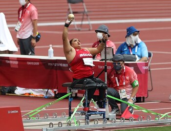 Gloria Zarza medalla de