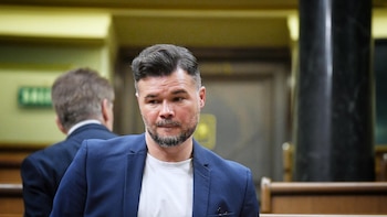 Rufián pide una reunión con