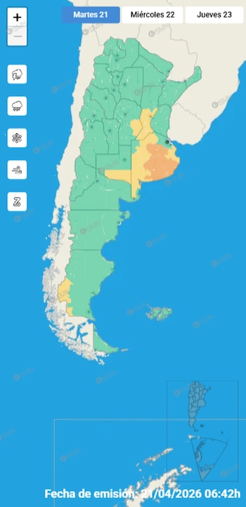 Mapa meteorológico de Argentina mostrando zonas en verde, amarillo y naranja con alertas. Incluye íconos de clima y la fecha de emisión 21/04/2026