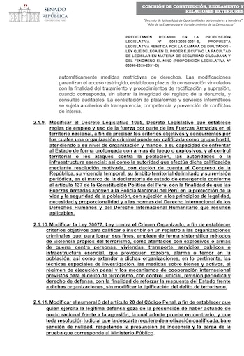 Documento oficial con el membrete del Congreso del Perú que contiene un texto mecanografiado con párrafos subrayados y encabezados numerados