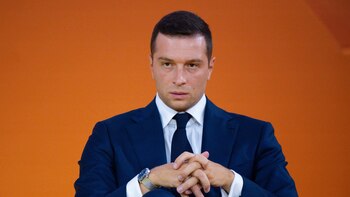 La ultraderecha francesa abandona la