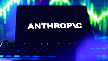 Anthropic entra a la medicina: compra empresa biotecnológica que investiga la distrofia muscular y enfermedades raras