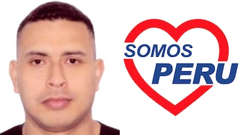 Retrato de un hombre de cabello corto junto al logotipo del partido Somos Perú, que consiste en un corazón rojo con letras azules