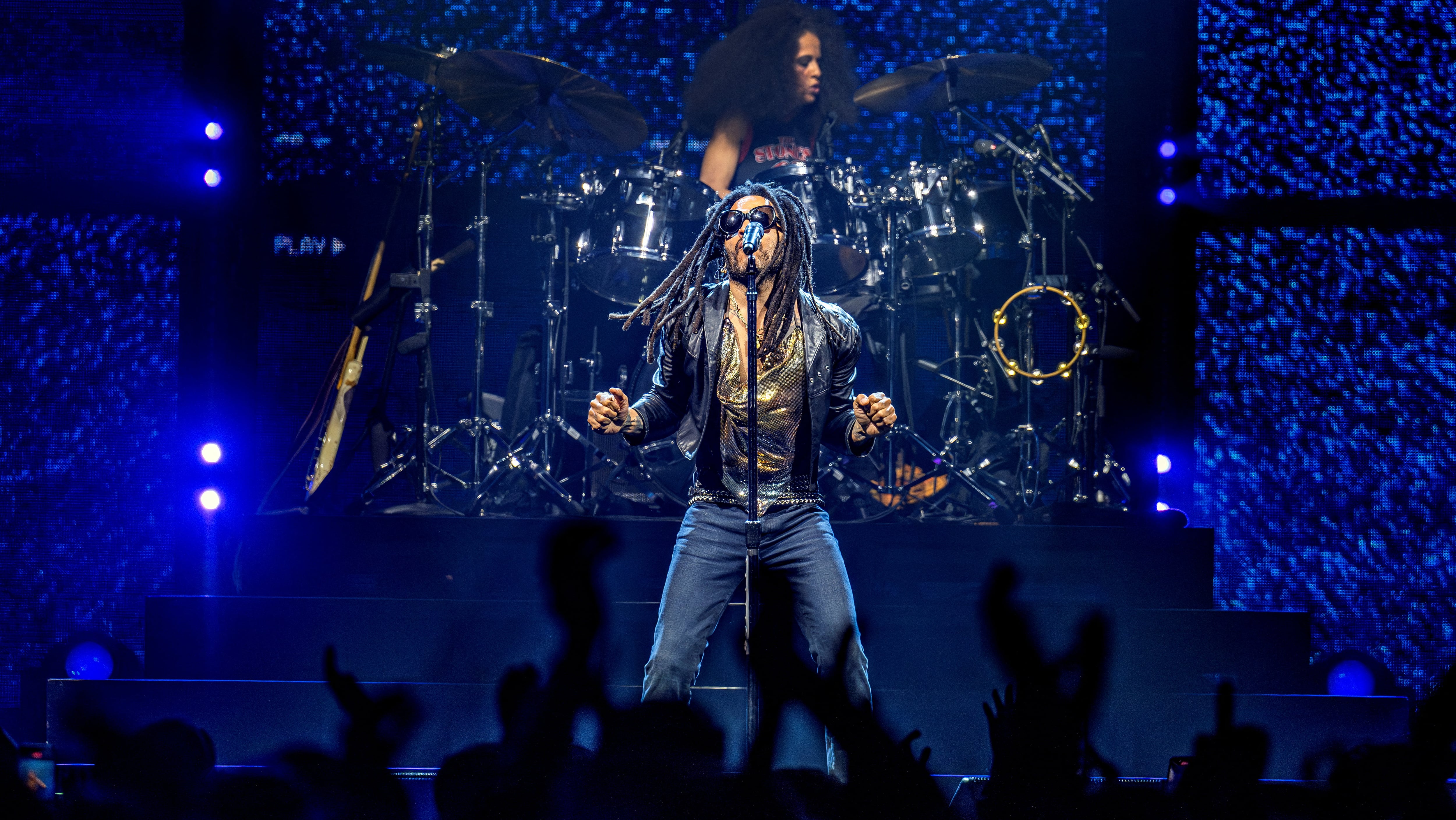 La sorprendente razón por la que Lenny Kravitz entrena con pantalones de cuero o vaqueros ajustados