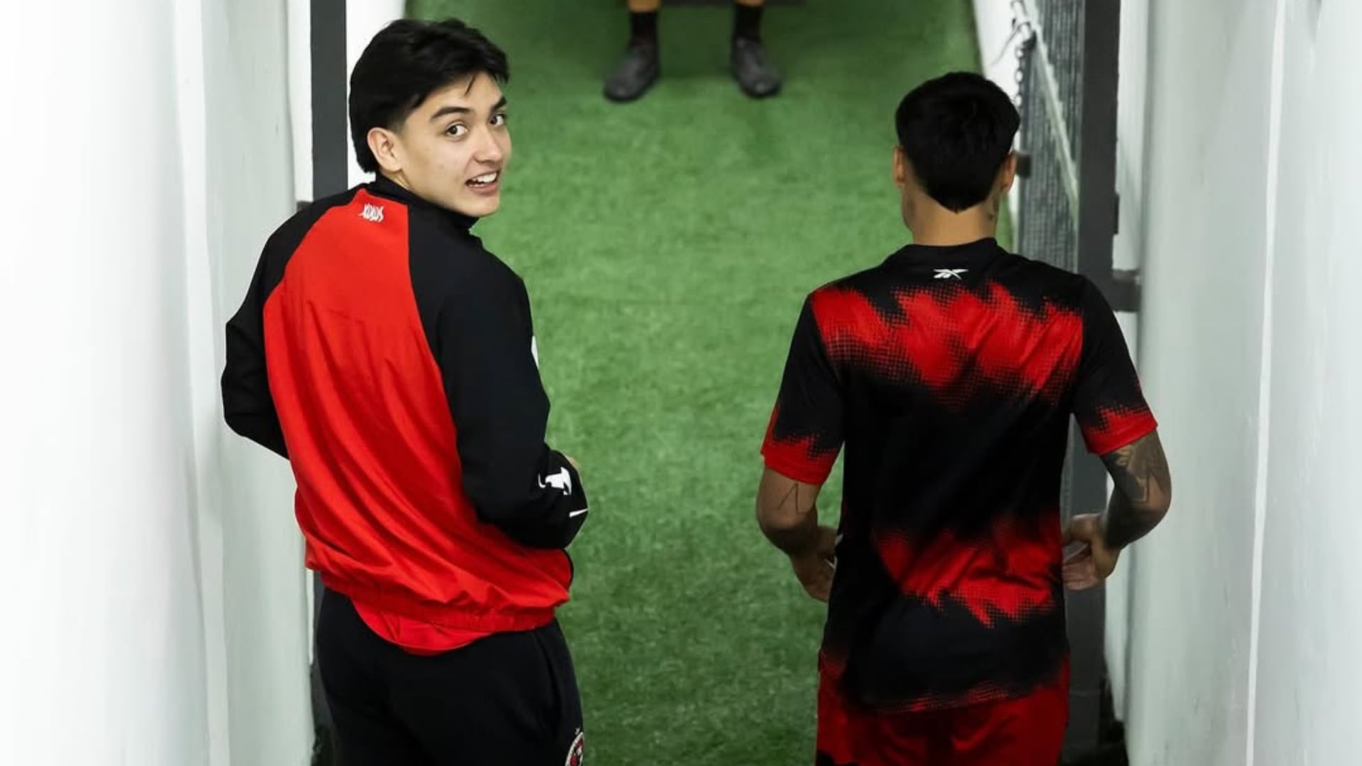 Tras superar una larga lesión, el mediocampista se reincorporó a los entrenamientos con Xolos de Tijuana, avivando la ilusión de su equipo y de la Selección Mexicana. (Instagram/ @gil.morita)