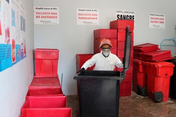 Estos desechos son "peligrosos" porque