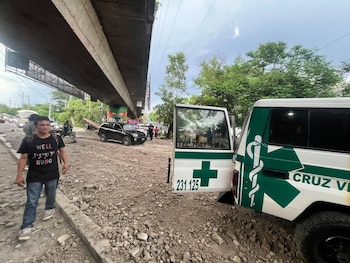 Cruz Verde, Accidente Vial, El Salvador, rastra