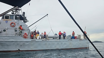 En Panamá preparan a rescatistas para proteger ballenas durante la temporada de avistamiento