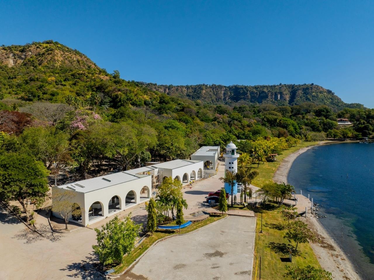 El Parque Recreativo Apulo, en el Lago de Ilopango, fue intervenido recientemente para albergar el Ironman 70.3. /(Ministerio de Obras Públicas)