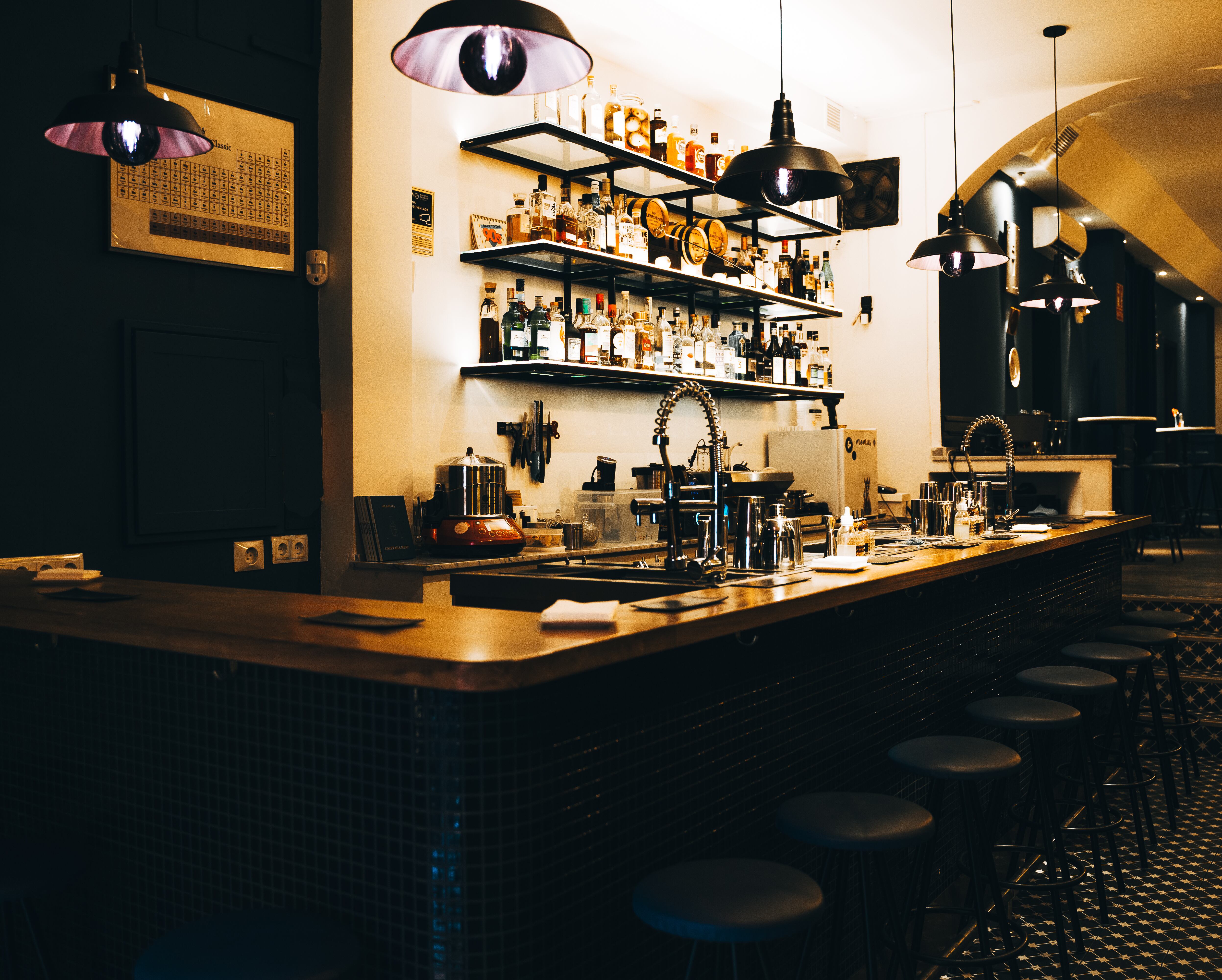 Barra de Momus Cocktail Bar (Cedida)