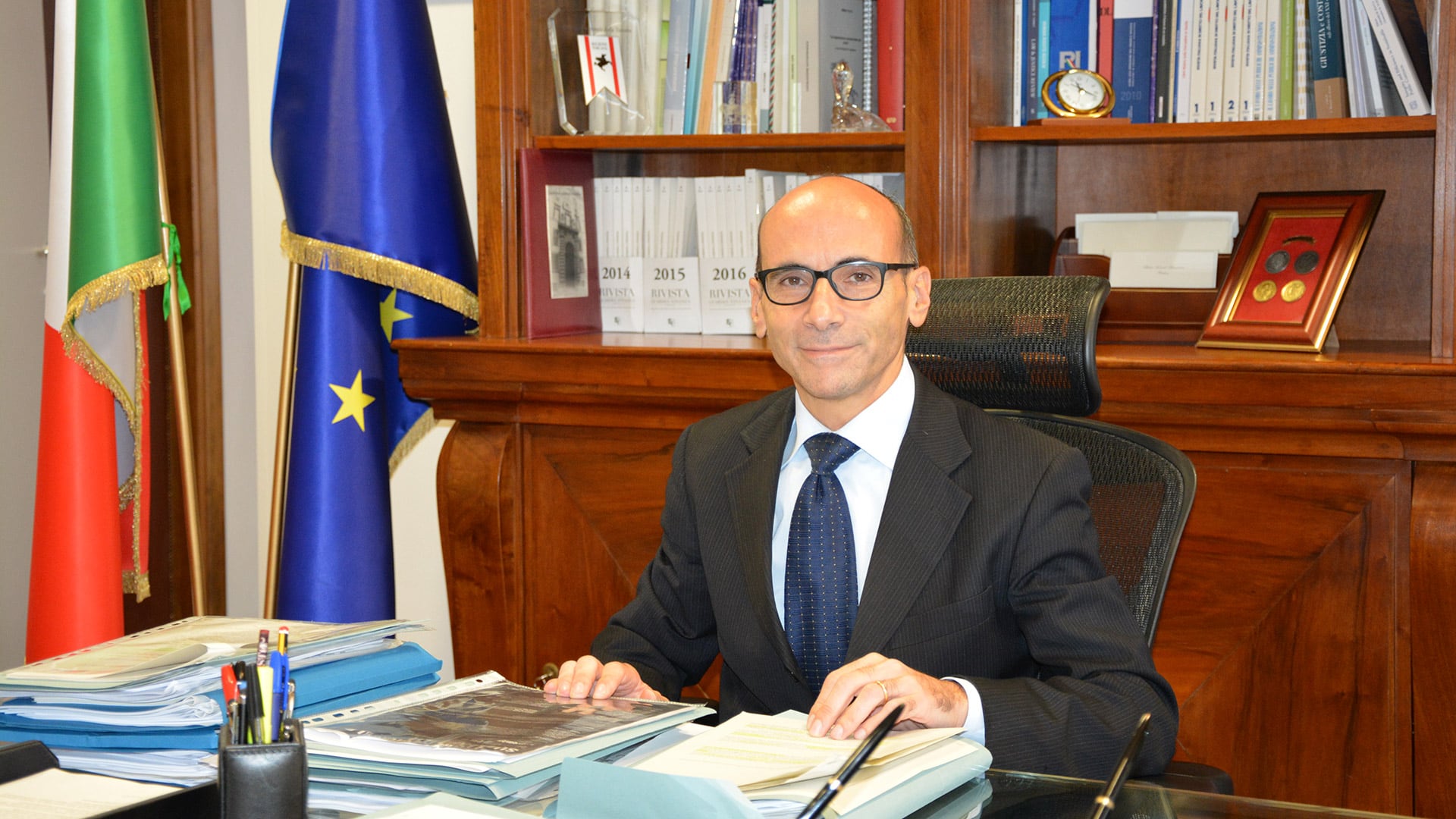 usia preside desde 2020 la Autoridad Nacional Anticorrupción de Italia (ANAC), una autoridad administrativa independiente creada en 2012 e inspirada en el modelo de la Convención de las Naciones Unidas contra la Corrupción.