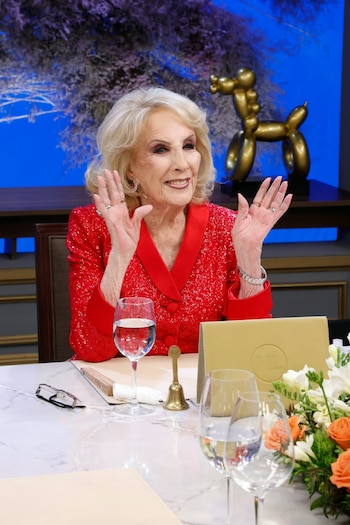 El look de Mirtha Legrand que impactó a sus invitados en su programa