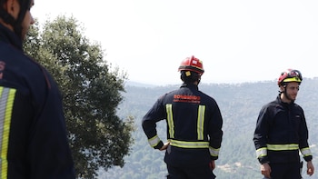 El incendio de la Sierra Oeste suma una segunda noche sin reactivaciones y continúa en Situación Operativa 2