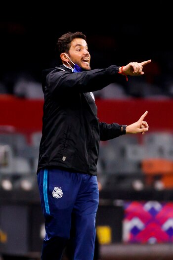 El entrenador de Puebla, Nicolás