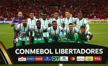 Soccer Football - Copa Libertadores