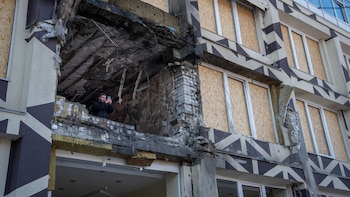 Al menos dos muertos y