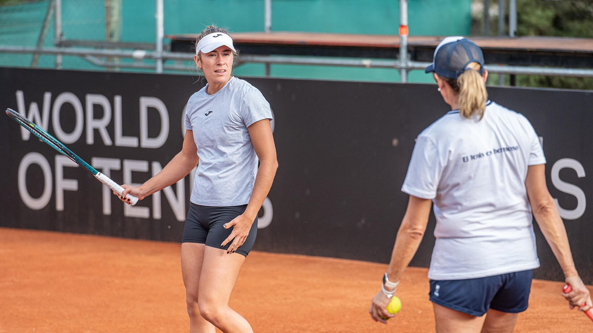 Concentrada y motivada, Solana Sierra encabeza la ilusión argentina en los play-offs de la Billie Jean King Cup (Crédito: Prensa AAT/Florencia Agulló)