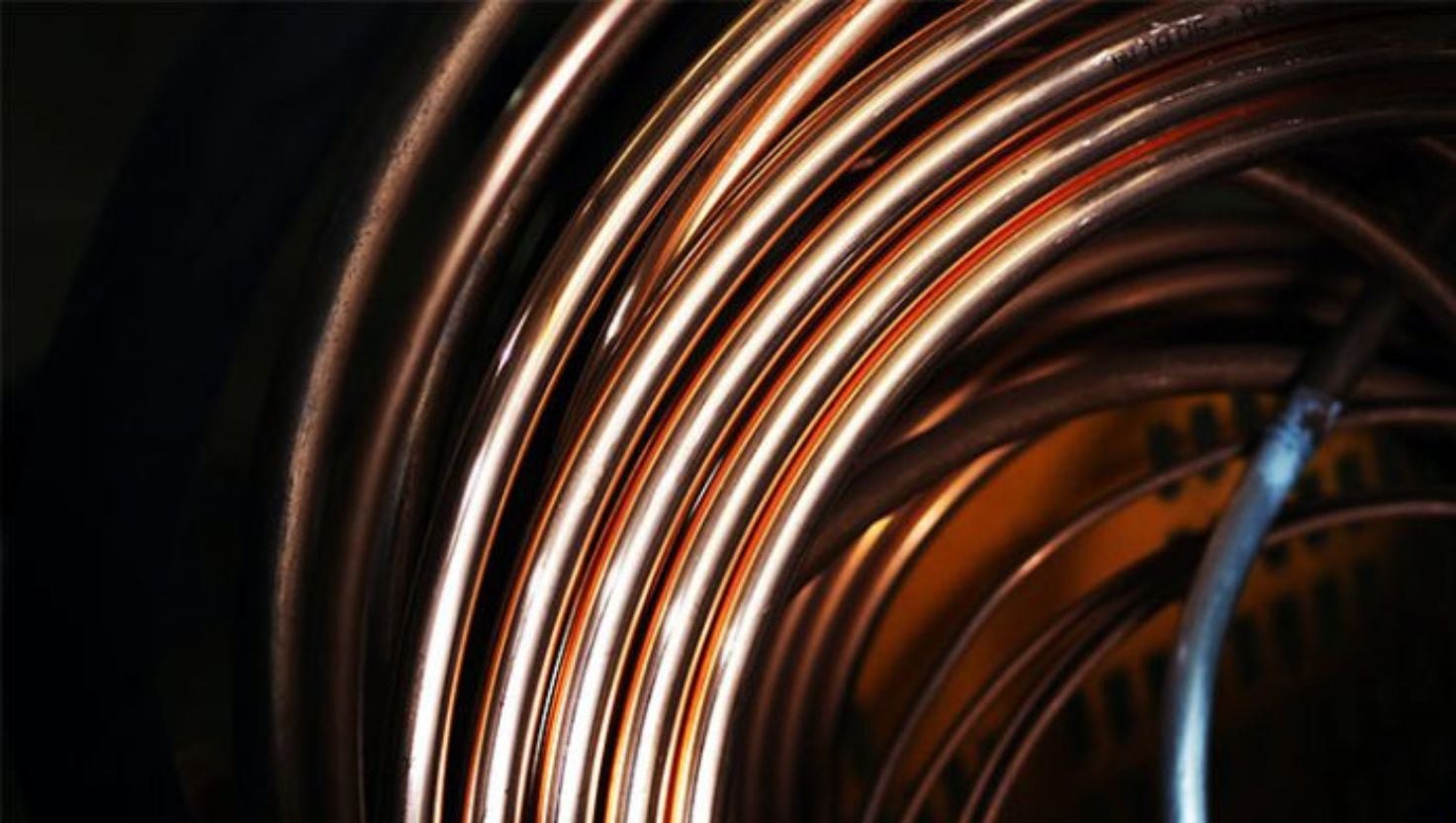 Perú supera 2,29 millones de toneladas métricas finas de cobre hasta octubre de 2025, con proyección anual cercana a 2,7 millones. Chile rompe las 5,5 millones.