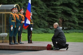 11-05-2020 Vladimir Putin, en el homenaje a los soldados caídos en el acto con motivo del septuagésimo quinto aniversario del fin de la Segunda Guerra Mundial
POLITICA EUROPA RUSIA INTERNACIONAL
PRESIDENCIA DE RUSIA