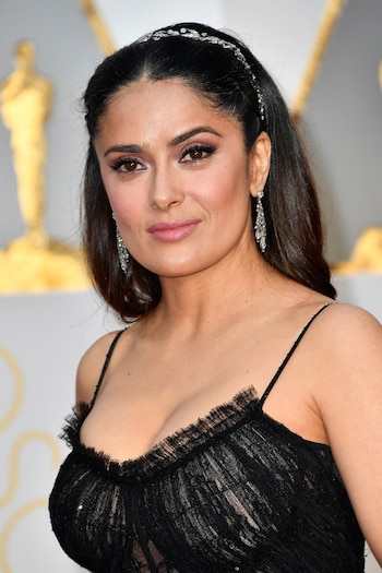 Salma Hayek asiste a la