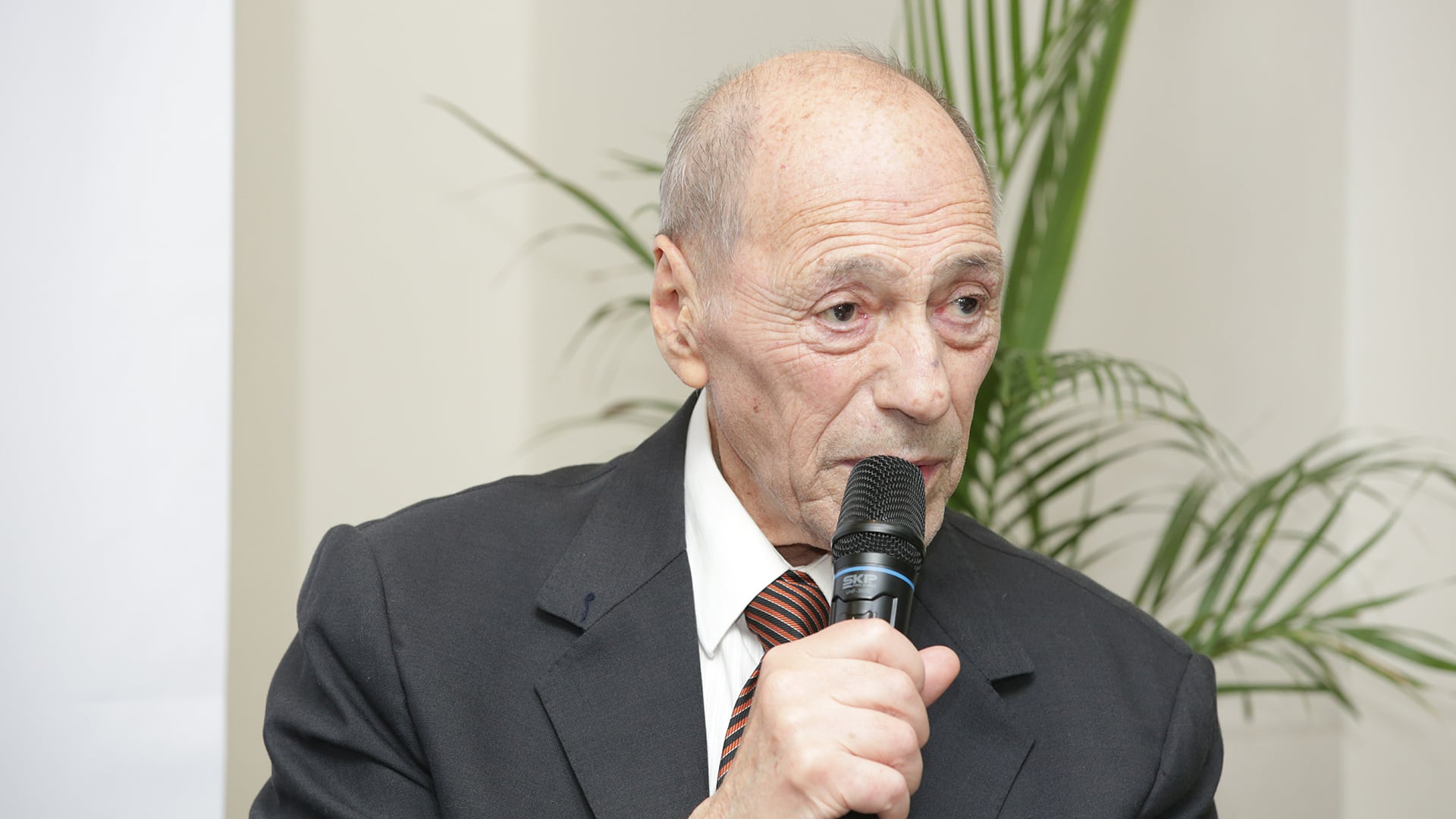 Alimentando equívocos: Raul Zaffaroni durante una nueva intervención contra la baja de la edad de imputabilidad. En 2005 declaró la constituiconalidad del decreto de Videla, a la vez que admitía que no lo era