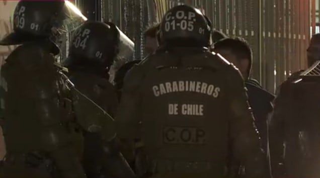 Insólita situación con los hinchas de Boca en Chile: la policía no tenía la pipeta y les controlaron el alcohol por el aliento