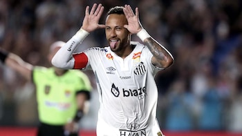 Ney decidió quedarse en el