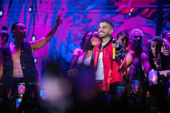 Rauw se mostró feliz por