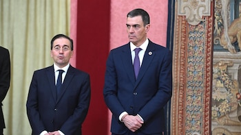 Sánchez emplaza a Albares a