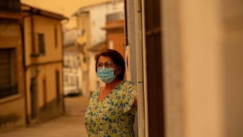 La OMS recomienda a los afectados por el humo de incendios que reduzcan fuentes de contaminación del aire interior